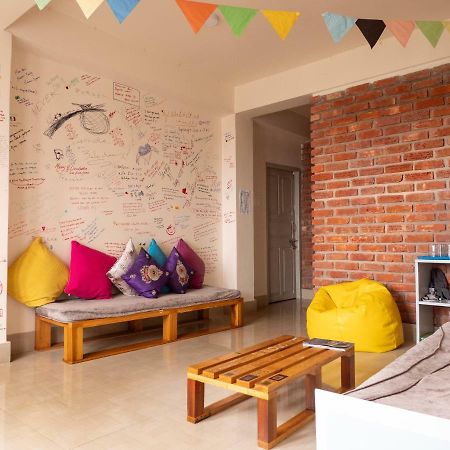 Tag Along Backpackers Hostel Gangtok Exteriör bild