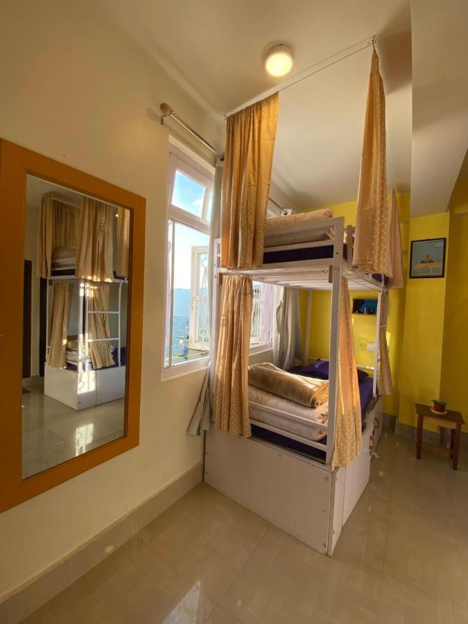 Tag Along Backpackers Hostel Gangtok Exteriör bild
