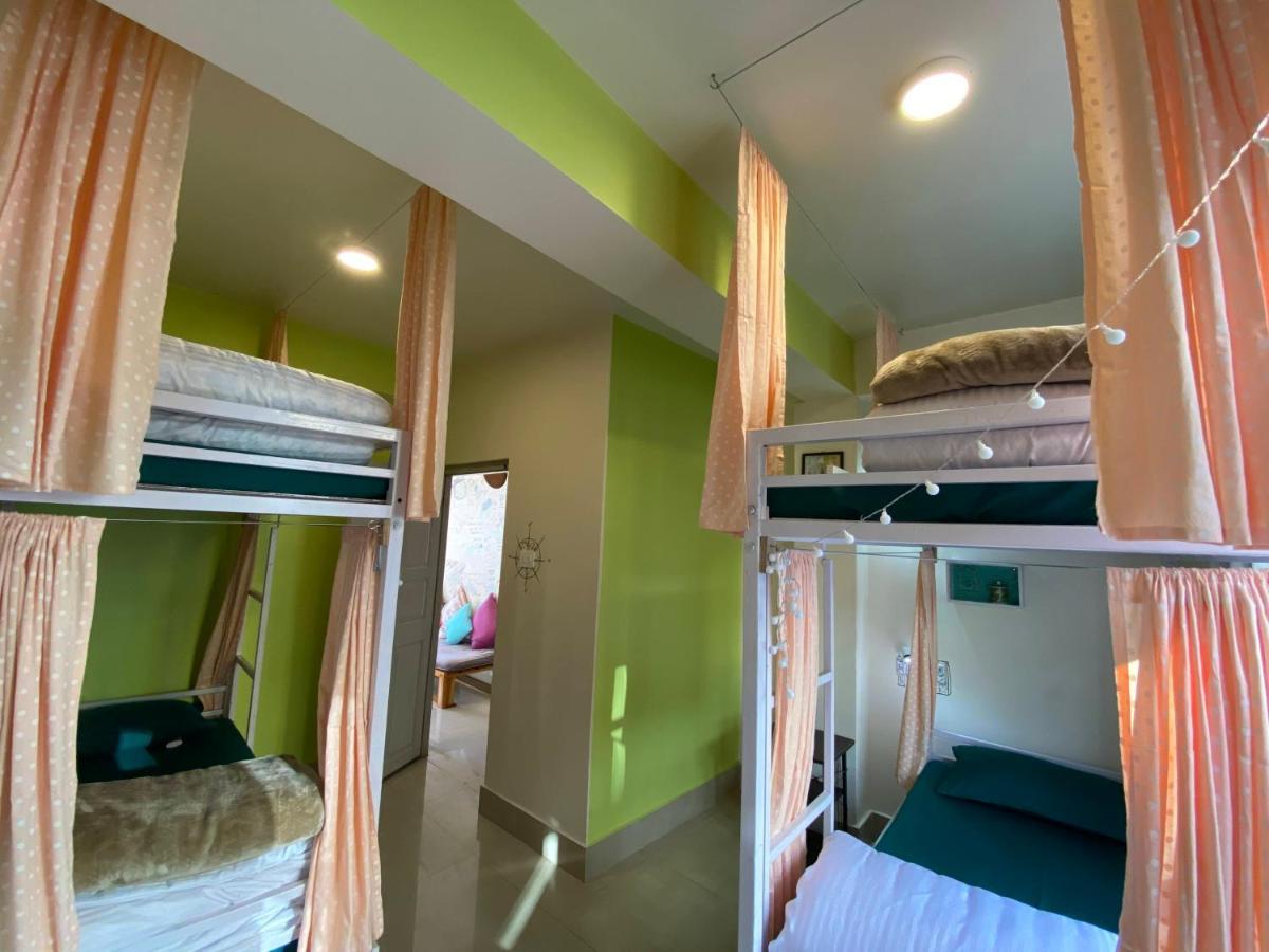 Tag Along Backpackers Hostel Gangtok Exteriör bild