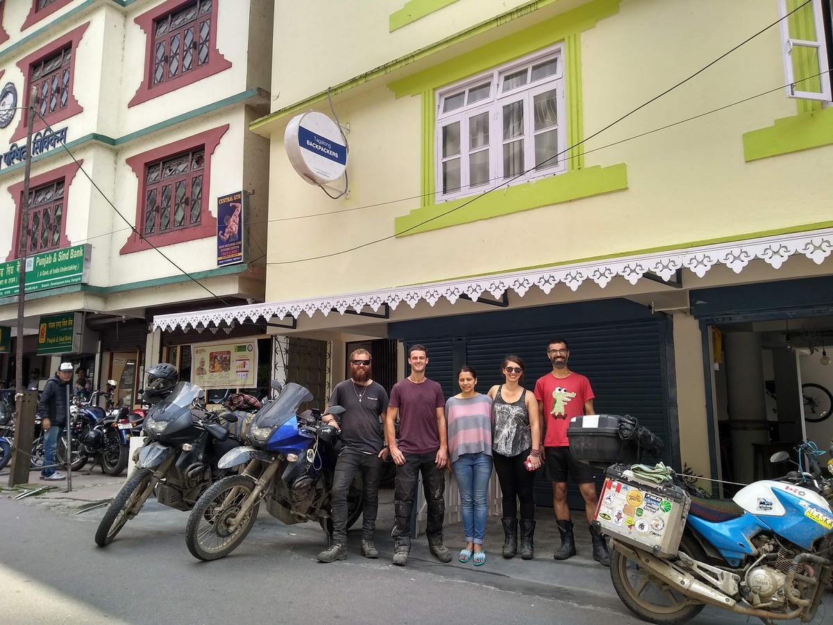 Tag Along Backpackers Hostel Gangtok Exteriör bild