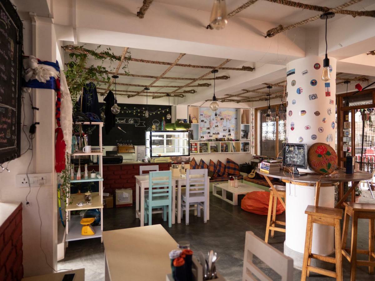 Tag Along Backpackers Hostel Gangtok Exteriör bild